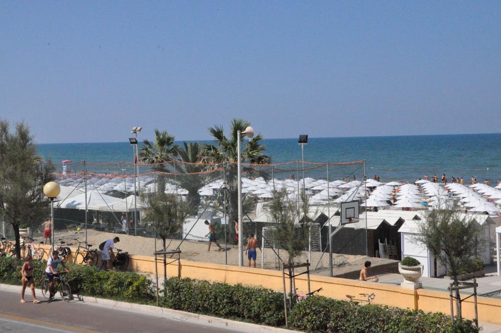 Hotel Sirena Σενιγκάλια Εξωτερικό φωτογραφία
