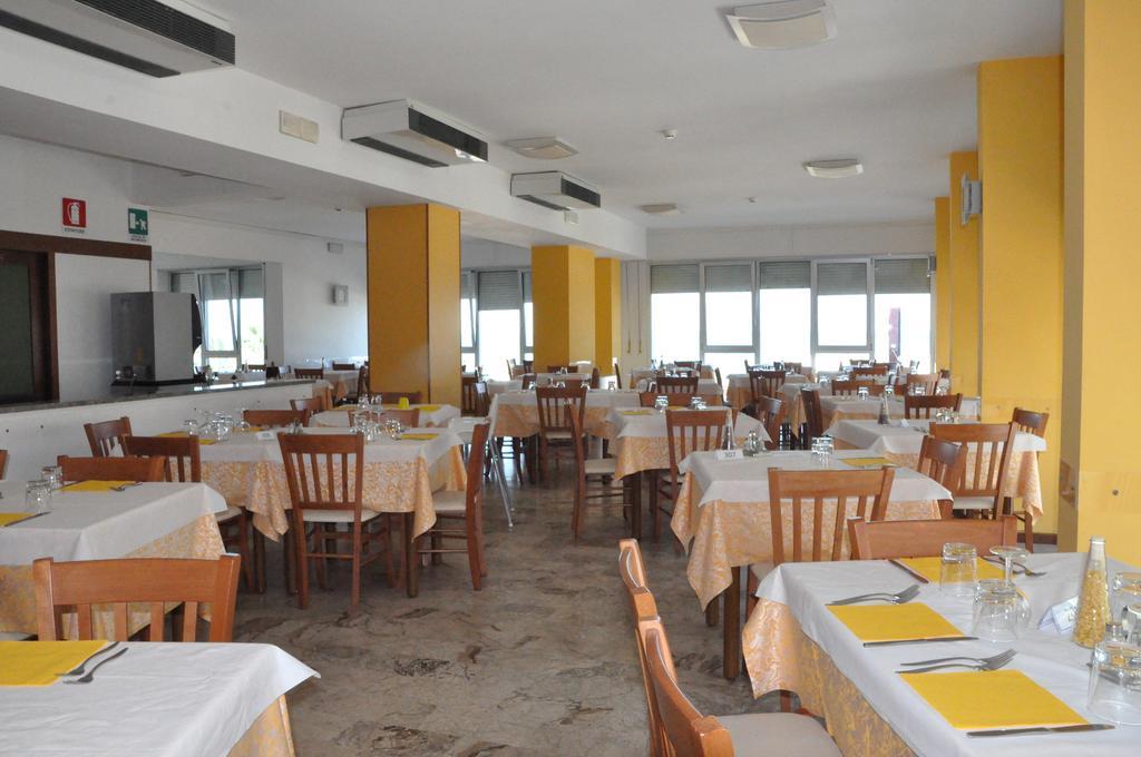 Hotel Sirena Σενιγκάλια Εξωτερικό φωτογραφία