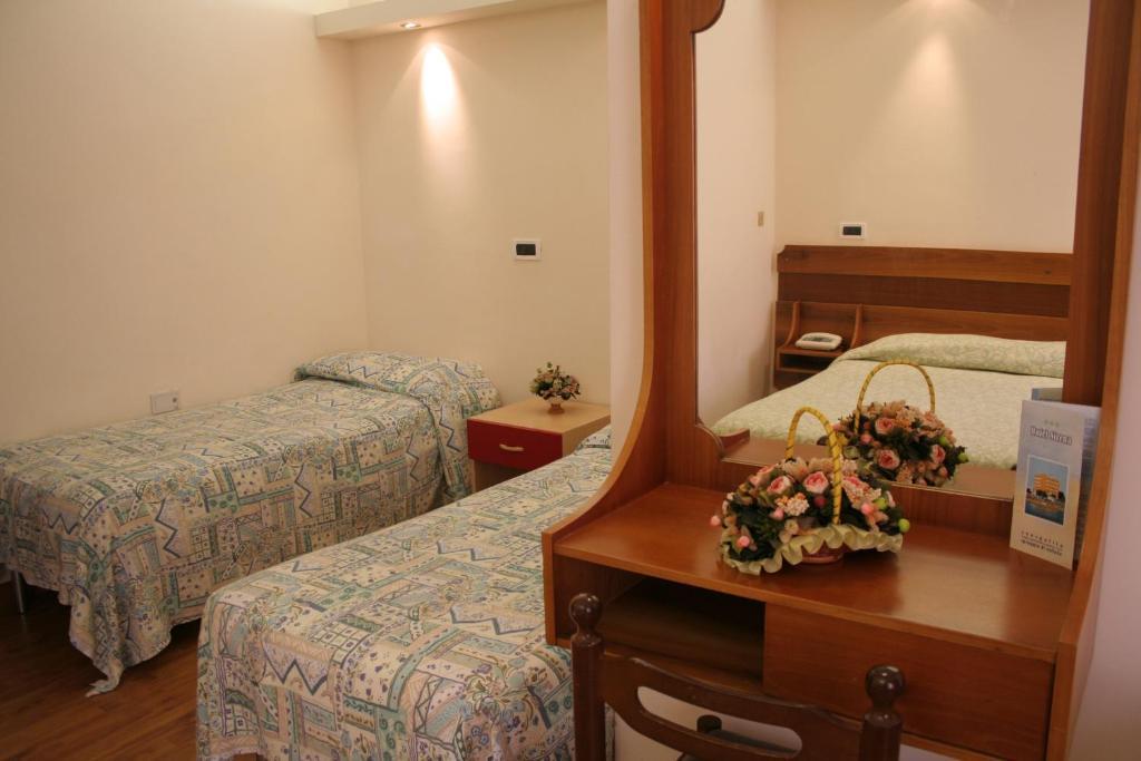 Hotel Sirena Σενιγκάλια Εξωτερικό φωτογραφία